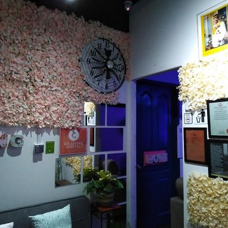 Co.Living Hostel Bandar Seri Begawan Exterior photo