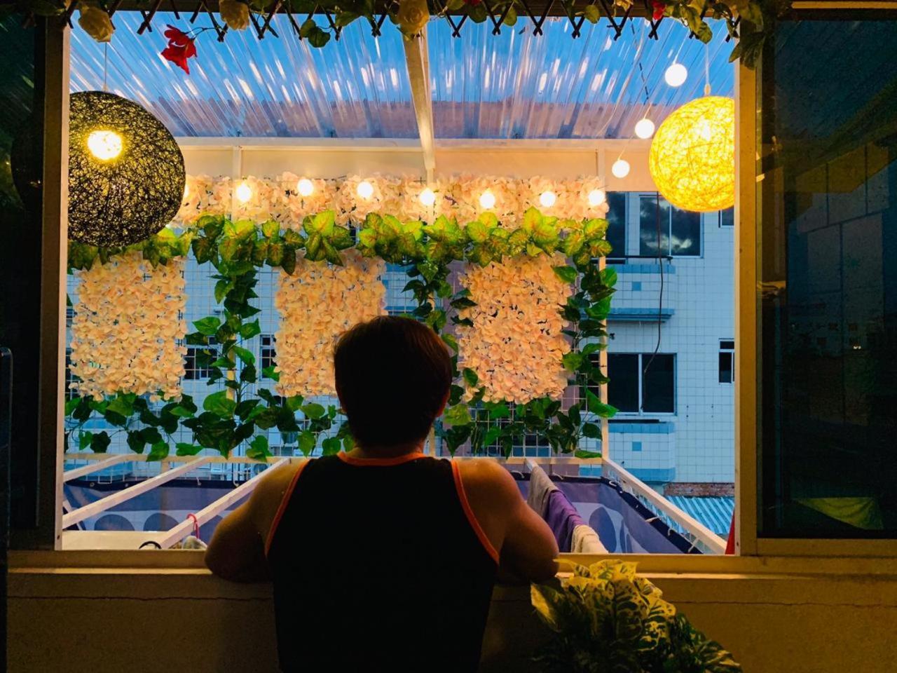 Co.Living Hostel Bandar Seri Begawan Exterior photo