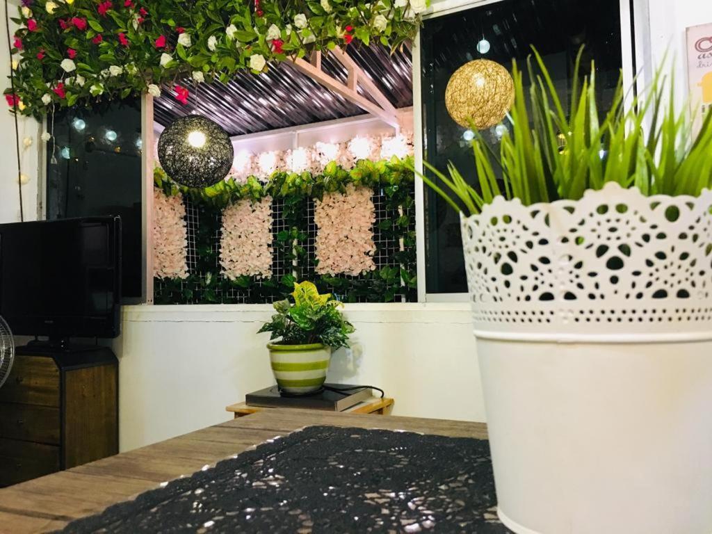 Co.Living Hostel Bandar Seri Begawan Exterior photo